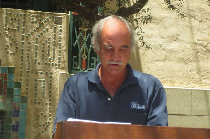 Dalton Perry at an outdoor reading in Dabney Gardens, Caltech.