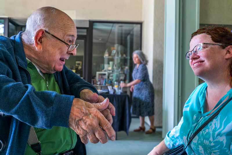 Dr. Robert Winter (Photos - Marlyn Woo, Joanne Wilborn).