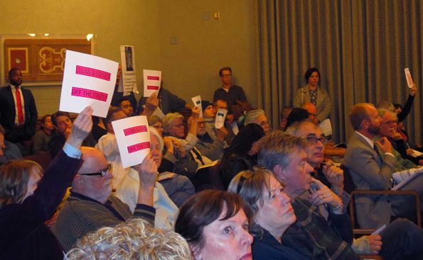 Pasadena and Altadena residents in support of the Altadena Town Council’s demand to keep Pasadena officers Esparza and Lujan out of Altadena and taking them off patrol (Photo - Garrett Rowlan).