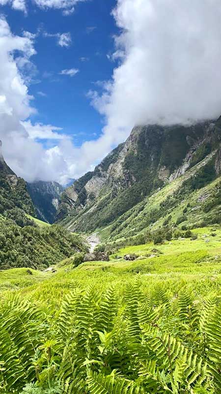 clouds and mountains