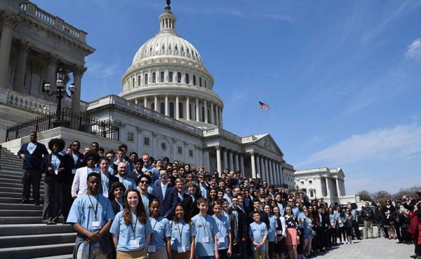 students on the steps of the Nation's Capitol