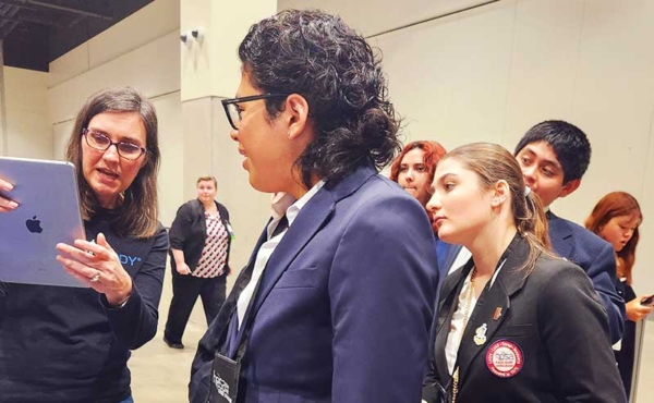students looking at a model on the computer