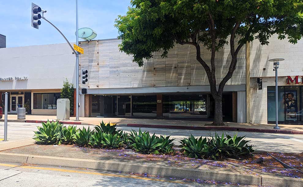 A building on a street