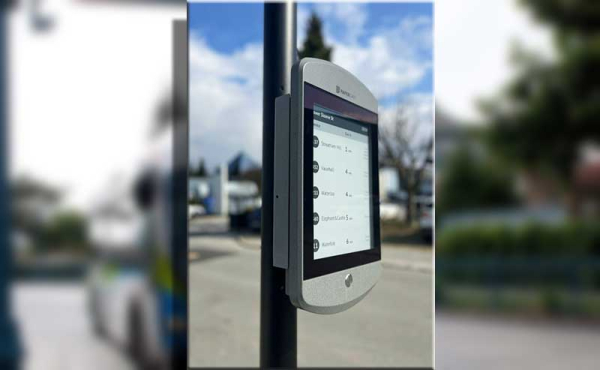 a deice at a bus stop