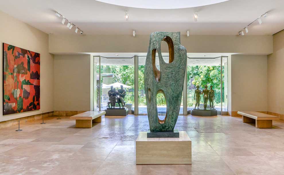 an entrance to amuseum