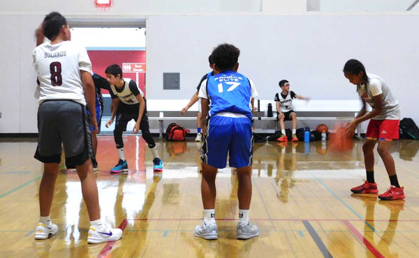 kids playing basketball