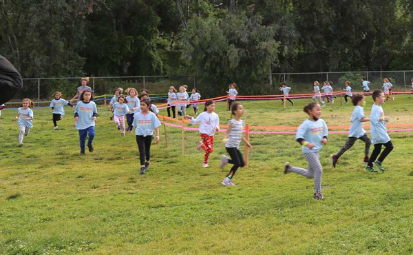 students running