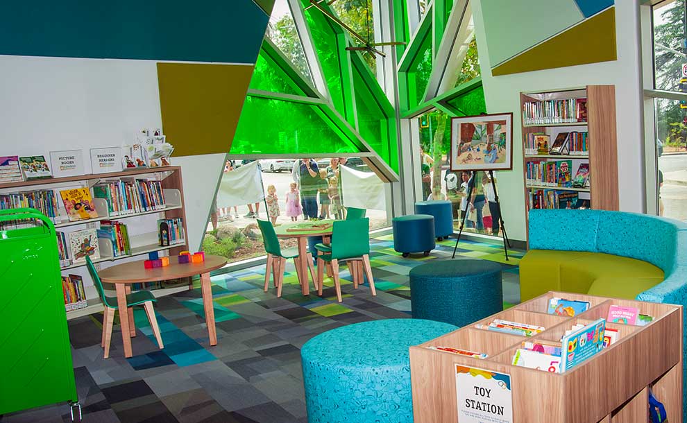 spiffy looking chairs and library interior