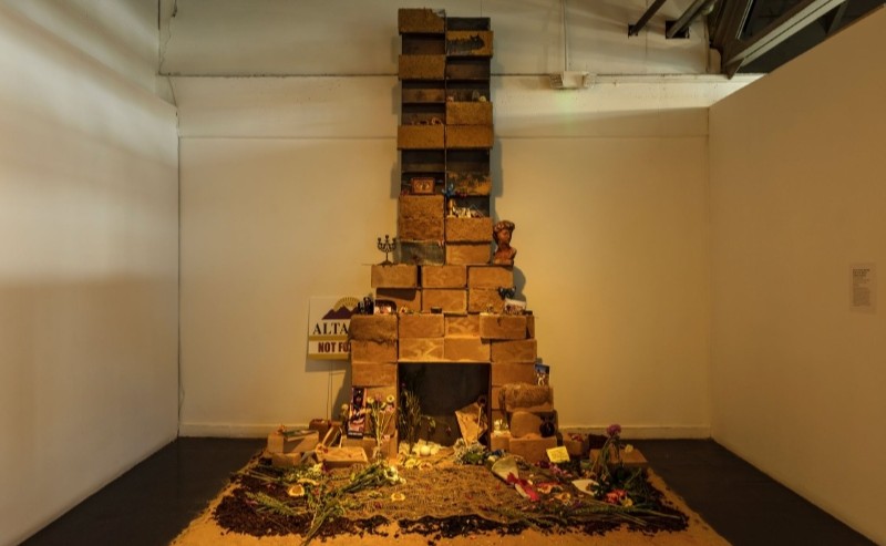 Artwork of a chimney